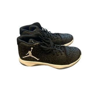 Air Jordan Ultra fly black sneakers